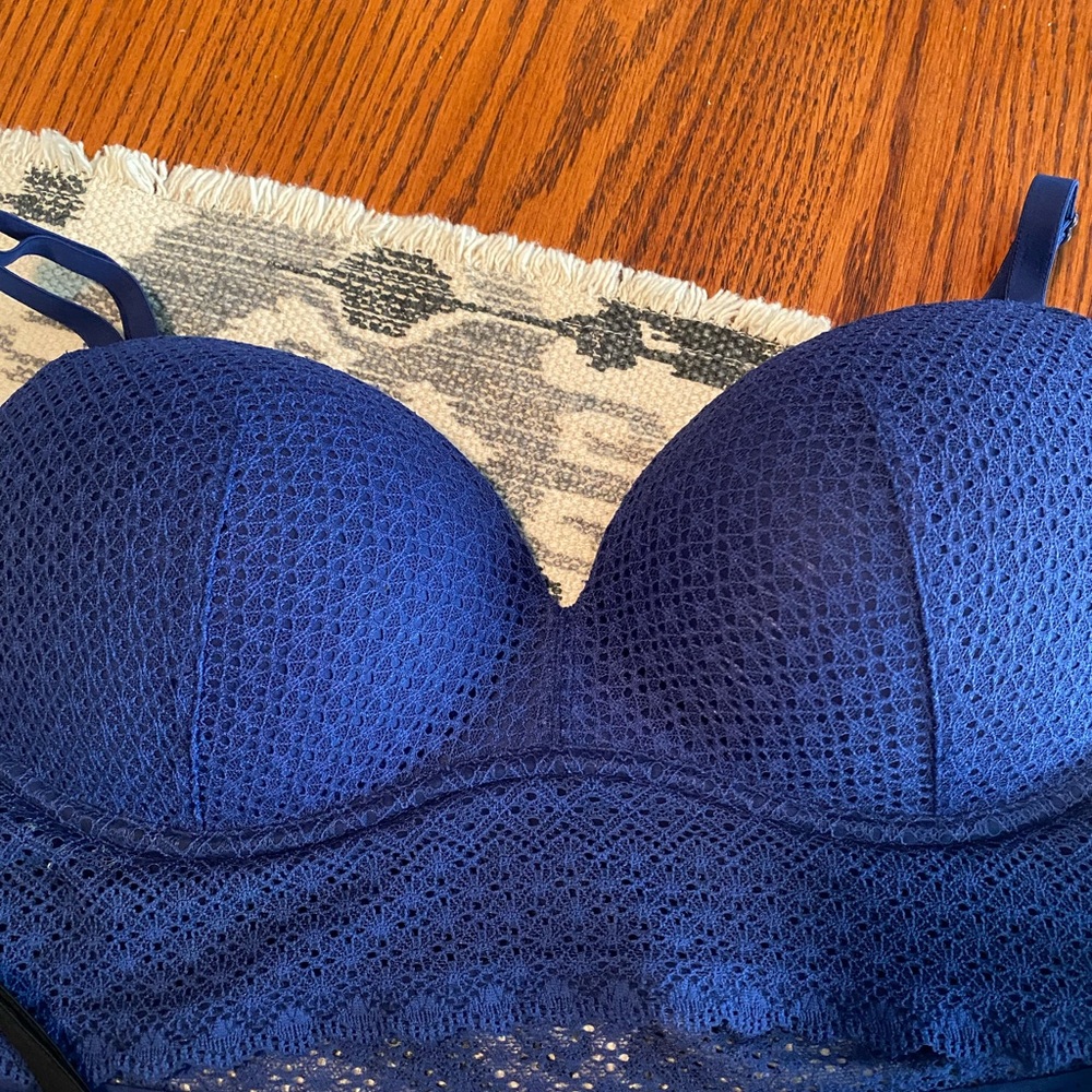 Victoria Secret Bras 36C